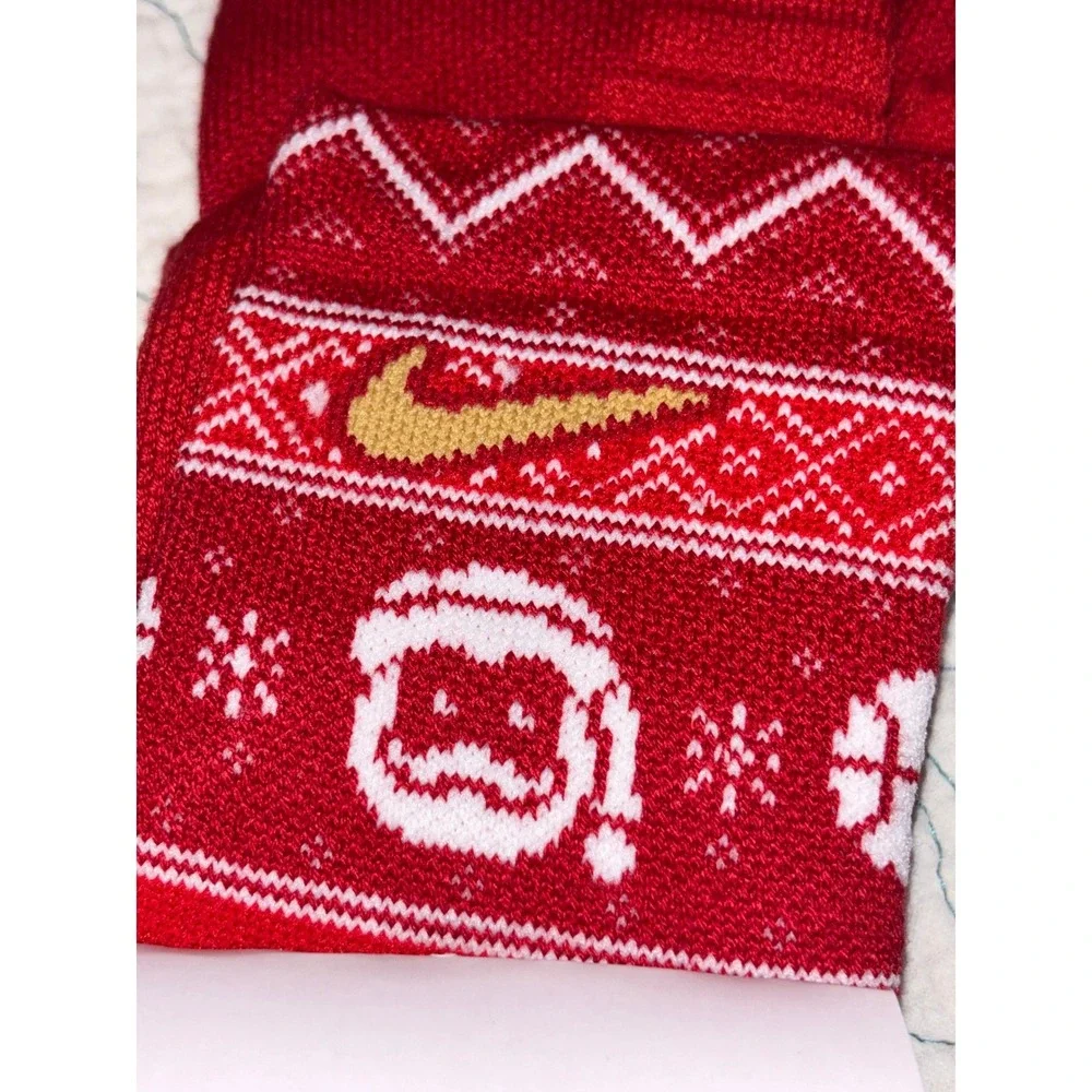 Nike Elite Basketball Dri-FIT Crew Socks Holiday Christmas Santa Youth 5Y-7Y